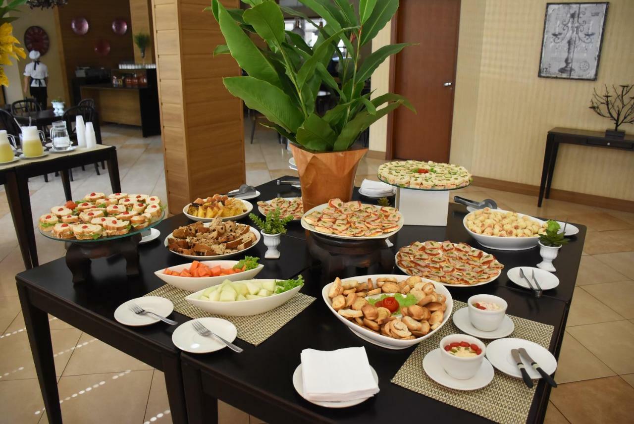 Hotel Bahamas دورادوس المظهر الخارجي الصورة